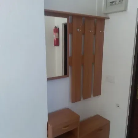 Anita Brodarica * Brodarica (Sibenik-Knin)